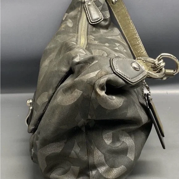 Coach Signature Op Art Hobo Shoulder Bag Grey Silver Metallic Fabric Leather - Picture 4 of 7